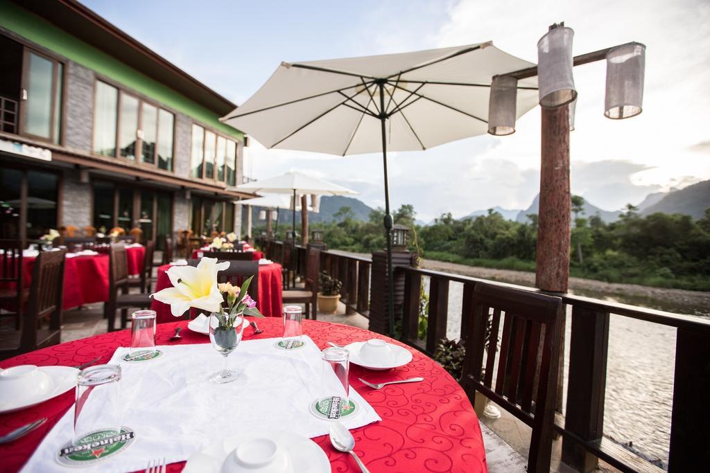 Thavisouk Riverside Hotel Vang Vieng Esterno foto