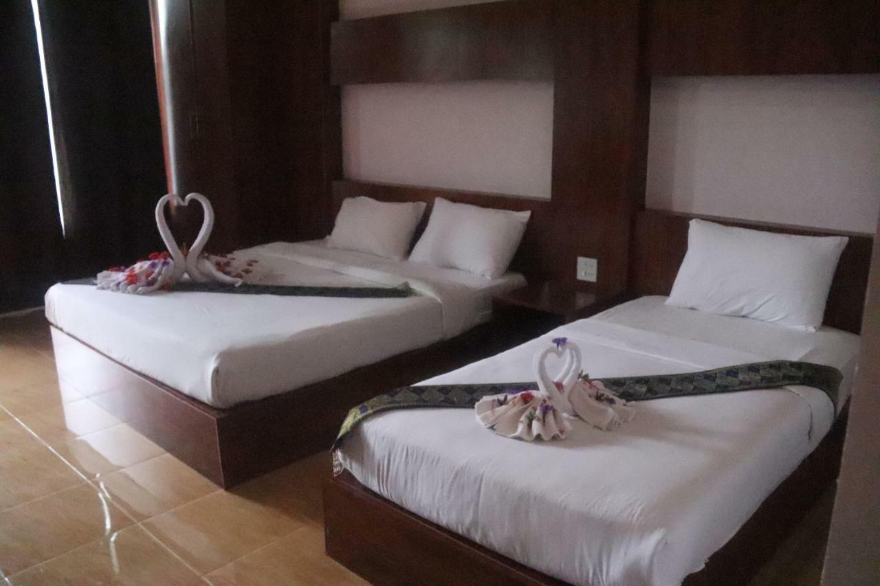 Thavisouk Riverside Hotel Vang Vieng Esterno foto